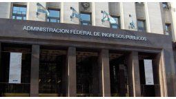 PAIS Tax: bonds issued in dollars by the Central Bank will be covered by the tax PAIS Tax: bonds issued in dollars by the Central Bank will be covered by the tax