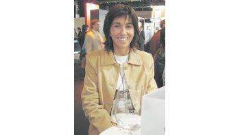 ámbito.com | El potencial que tiene la vitivinicultura argentina es impresionante, excepcional. Pero nuestro país tiene aún un largo camino por recorrer en la generación de la categoría argentina, algo que Chile ya tiene con sus productos, sostiene Mónica Caamaño.