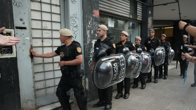 La Ciudad de Buenos Aires profundizó los operativos de desalojo y restitución de inmuebles ocupados ilegalmente, en el marco de una política de orden urbano y seguridad.