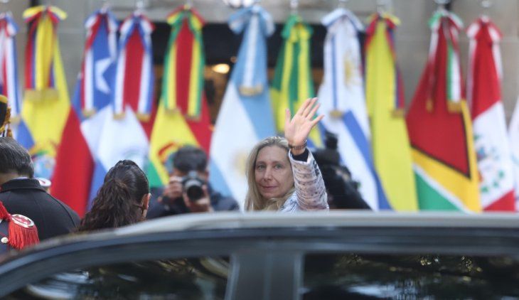 La Secretaria de Presidencia, Karina Milei, presente en la Cumbre del Mercosur. La Secretaria de Presidencia, Karina Milei, presente en la Cumbre del Mercosur.