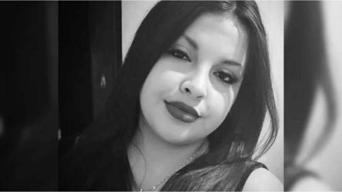 A young Argentina died hit and her body was dragged several kilometers on the roof of a car