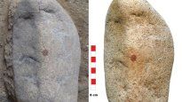 Así luce la piedra donde quedó impresa la huella humana más antigua jamás registrada.