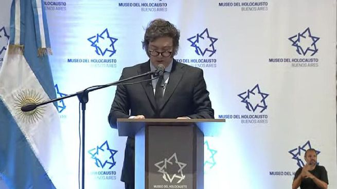 Javier Milei en su discurso en el Museo del Holocausto.