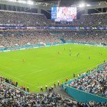 Se acerca la Copa del Mundo y hay que contar cada dólar para llegar. Se acerca la Copa del Mundo y hay que contar cada dólar para llegar.