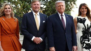 Los reyes de los Países Bajos, Guillermo Alejandro y Máxima, arribaron este lunes a la capital estadounidense para encontrarse con Trump. Los reyes de los Países Bajos, Guillermo Alejandro y Máxima, arribaron este lunes a la capital estadounidense para encontrarse con Trump.