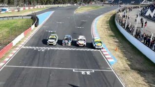 Ni en Hollywood: la histórica definición en el Automovilismo Nacional con cuatro autos sobre la bandera a cuadros