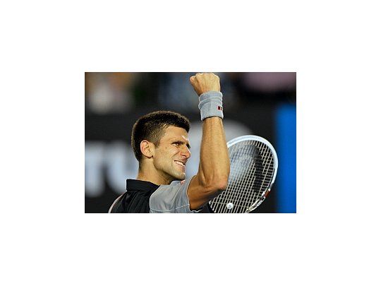 Djokovic continúa a paso firme en Australia.