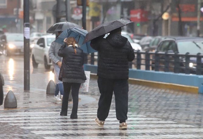 Agosto se ubicaría entre los más lluviosos de los últimos 46 años, con cifras históricas para Buenos Aires, donde podrían superarse los 300 mm en tres meses consecutivos de invierno.