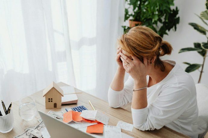 Últimamente el pago de expensas genera malestar y aunque ahora no aumentan como hasta agosto de 2025, el costo de mantener el hogar es desafiante Últimamente el pago de expensas genera malestar y aunque ahora no aumentan como hasta agosto de 2025, el costo de mantener el hogar es desafiante