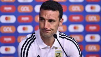 Scaloni no quiso dar detalles sobre la charla con los jugadores.