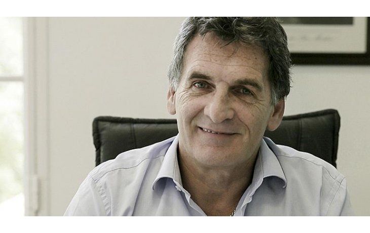 Claudio Avruj.