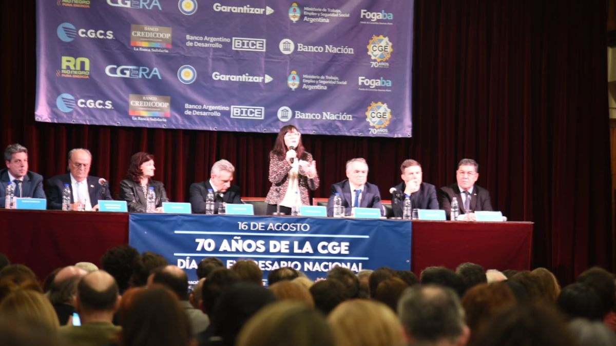 The Government went out in search of the SME vote in a meeting with 600 industrialists