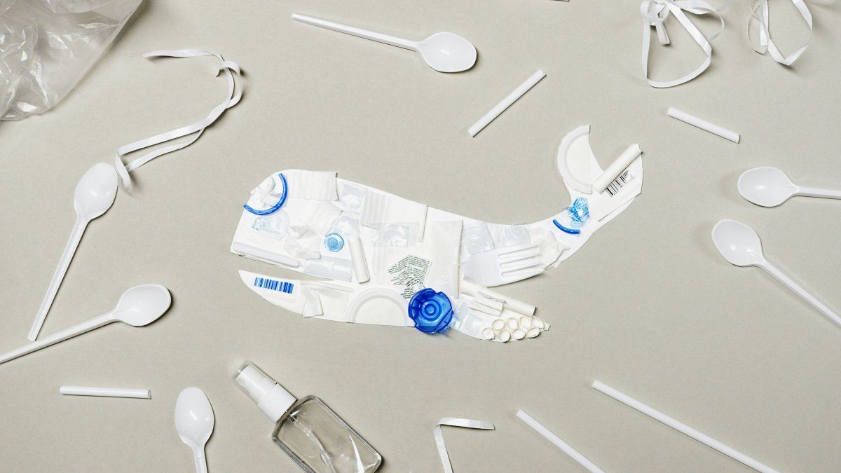 Do not throw your plastic spoons: you can make beautiful and original home objects