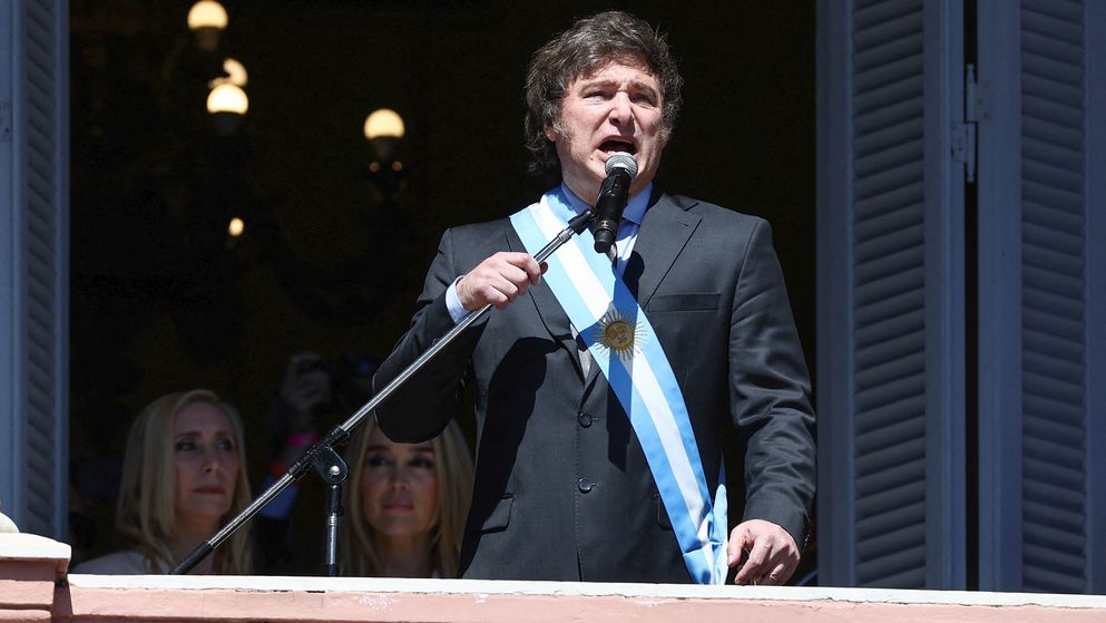 Milei cerró su segunda semana como presidente y encabezó un brindis por Navidad.&nbsp;