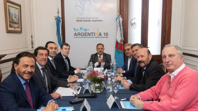 Los gobernadores del Norte Grande se reunieron en la Ciudad.