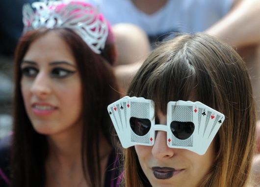 Fanáticos de Lady Gaga llenaron de color la previa (foto 8)