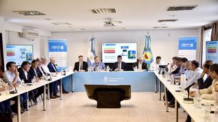 ámbito.com | Sergio Massa Mesa de Enlace.jpg