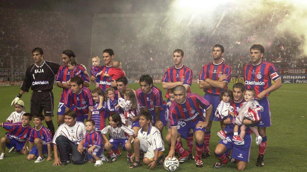 He played in Racing, became champion with San Lorenzo, retired and is now a successful businessman
