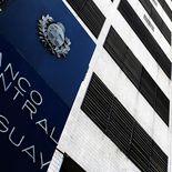 El BCU y el MEF buscan colocar cuatro títulos por un total de $ 19.312 millones. El BCU y el MEF buscan colocar cuatro títulos por un total de $ 19.312 millones.