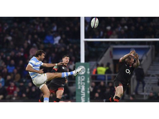 Los Pumas abrieron la gira con una nueva caída ante Inglaterra