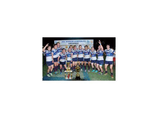 Águilas salvajes. El seleccionado de la URBA repitió el festejo del año pasado en la provincia de Entre Ríos.