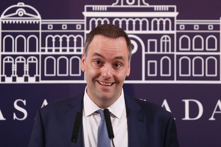 El vocero Manuel Adorni se postula por primera vez en su carrera política. El vocero Manuel Adorni se postula por primera vez en su carrera política.