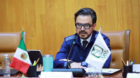 Zoé Robledo, titular del IMSS.