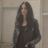 Krysten Ritter esta de regreso como Jessica Jones. Krysten Ritter esta de regreso como Jessica Jones.