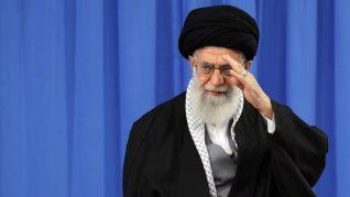 El Gobierno dispuso la solicitud de pedido de captura al líder iraní.