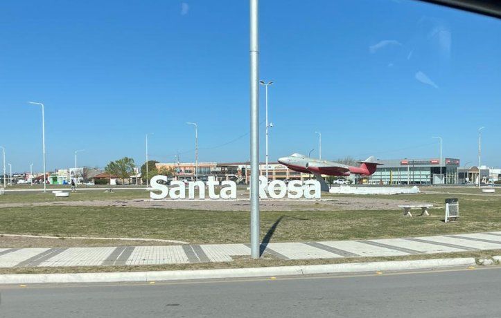 Con más de 62.300 luminarias LED instaladas en calles, rutas y puestos camineros, el balance provincial 2025 registra un ahorro energético de 9,4 millones de kWh y un 37% de ahorro económico.
