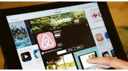 El modelo de negocios de la plataforma Airbnb enfrenta resistencias en una cantidad creciente de ciudades en todo el mundo. El modelo de negocios de la plataforma Airbnb enfrenta resistencias en una cantidad creciente de ciudades en todo el mundo.