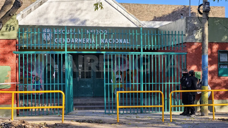 La escuela Nº 1.202 “Gendarmería Nacional” fue atacada en la madrugada del viernes. La escuela Nº 1.202 “Gendarmería Nacional” fue atacada en la madrugada del viernes.