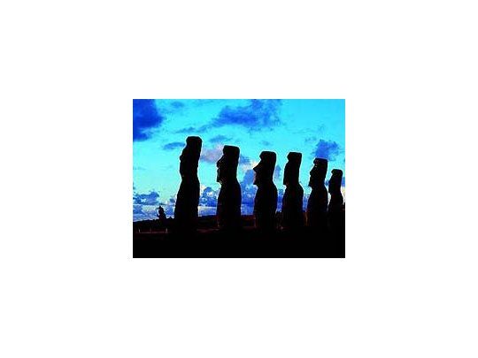 Aseguran que los moais de la Isla de Pascua están orientados hacia determinadas estrellas