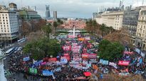represion en el congreso: una multitud pidio en plaza de mayo por la liberacion de todos los detenidos