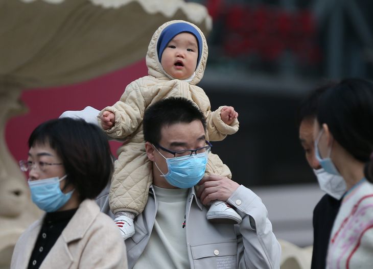 En mayo, China autorizó a las parejas a tener tres hijos en busca de frenar el envejecimiento poblacional.