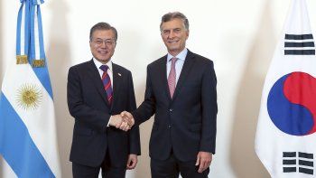 Mauricio Macri y&nbsp;Moon Jae-in, primer ministro de Corea del Sur.
