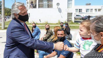 El presidente Alberto Fernández durante el acto en Ezeiza.