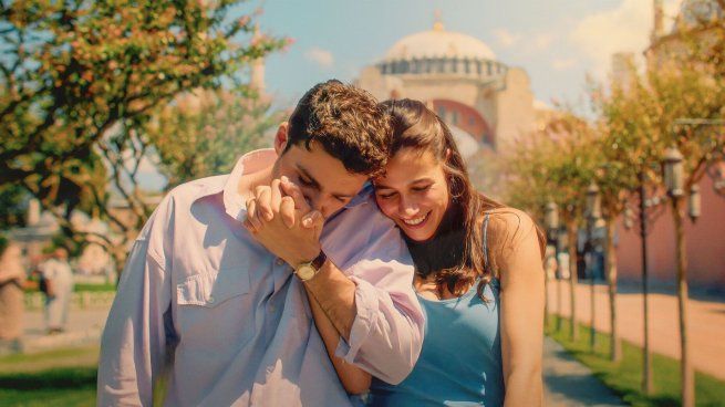 Netflix premieres “and she said perhaps”, the romantic comedy that everyone expects
