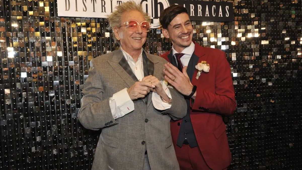 Pepe Cibrián married the young man he met through Tinder