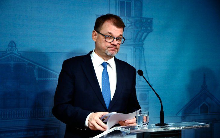 por que renuncio en pleno el gobierno de finlandia