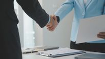 La demanda laboral crece y sorprende en el inicio de un segundo semestre con pocas expectativas.