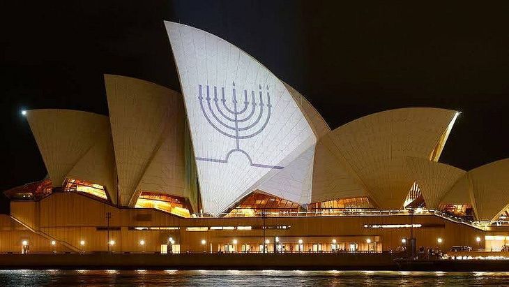 Hubo un homenaje en la opera de Sidney. Hubo un homenaje en la opera de Sidney.