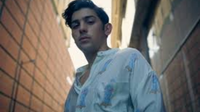 Los inicios de Tony Mils en la música