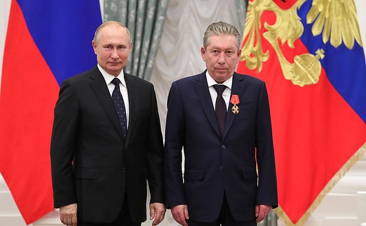Vladimir Putin y Ravil Maganov durante un encuentro previo a la guerra entre Rusia y Ucrania.