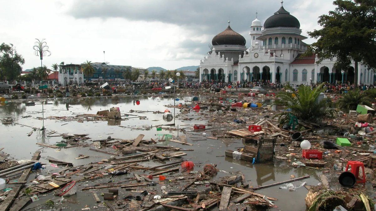 20 years after the tsunami in Sumatra, one of the worst climate tragedies in history that left 230,000 dead and devastated countries