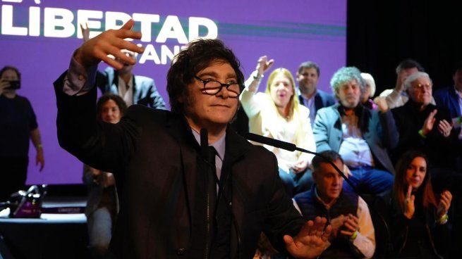 Javier Milei encabezó un acto en Junín e instó a la milintancia a votar en las elecciones de la Provincia. 