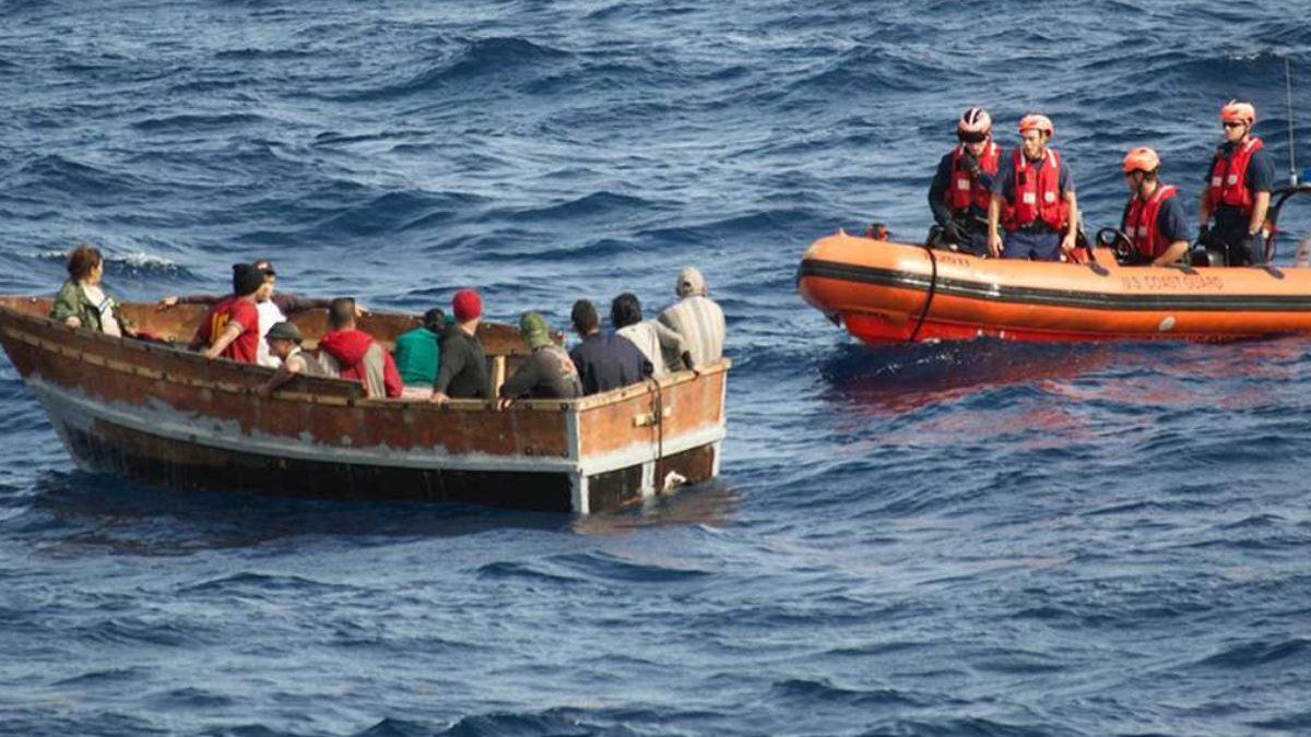 Record number of Cubans arriving in makeshift barges to the US