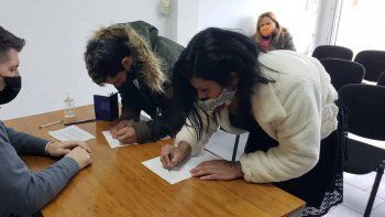 Mar del Plata: una mujer trans se casó en el Registro Civil de Batán y su testigo fue una oficial penitenciaria