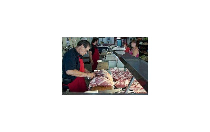Carnicerías advierten que precio de la carne seguirá subiendo