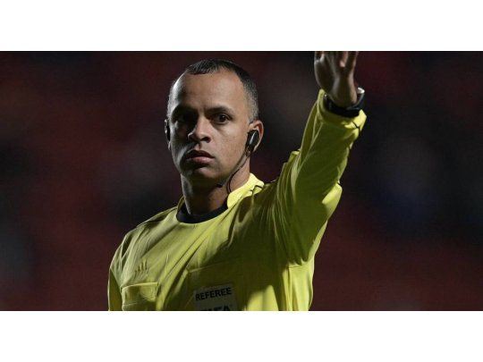 Sampaio, el designado por la Conmebol para dirigir Argentina - Perú.